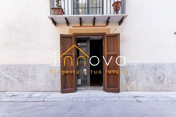 locale di sgombero in vendita a Palermo in zona Centro storico