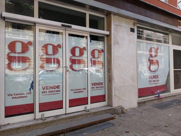 negozio in vendita a Palermo in zona Politeama