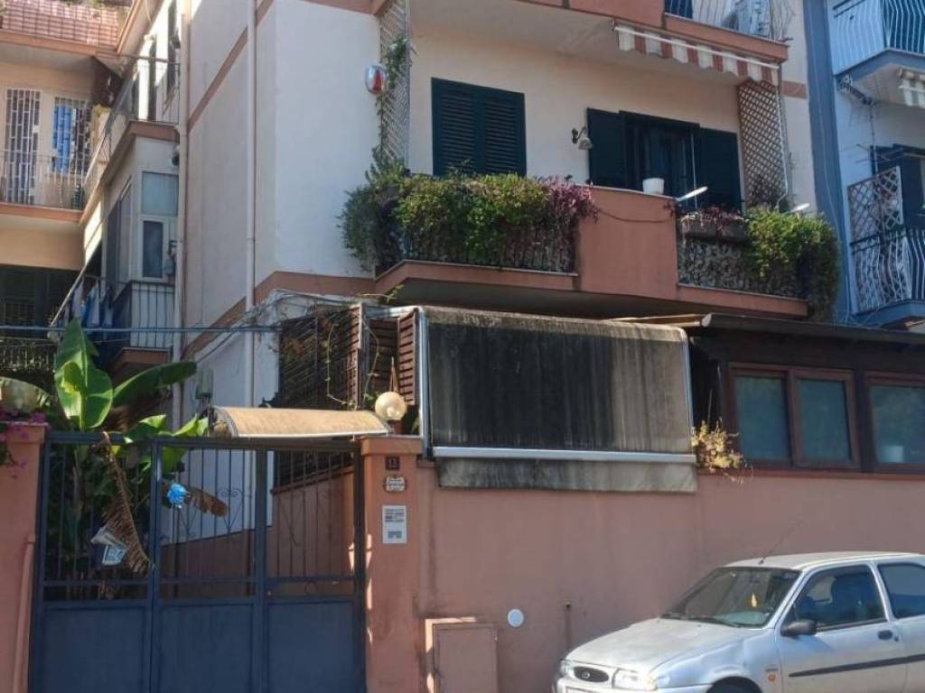 appartamento in vendita a Palermo in zona Baida