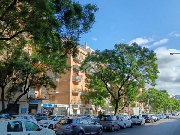 appartamento in vendita a Palermo in zona Montepellegrino