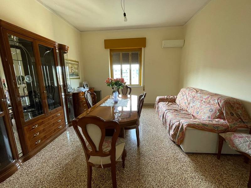 appartamento in vendita a Palermo in zona Zisa