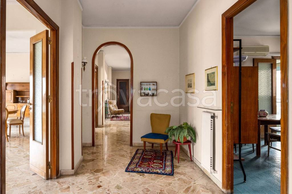 appartamento in vendita a Palermo in zona Libertà