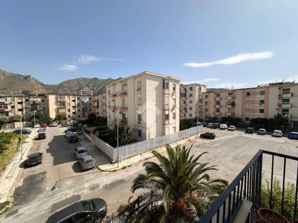 appartamento in vendita a Palermo in zona Villagrazia/Falsomiele