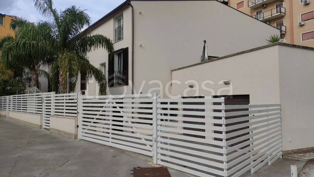 appartamento in vendita a Palermo in zona Uditore