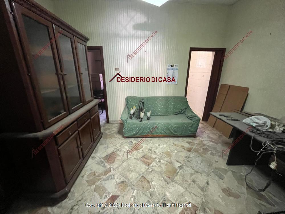 appartamento in vendita a Palermo in zona Montegrappa / Santa Rosalia