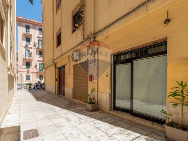 negozio in vendita a Palermo in zona Centro storico