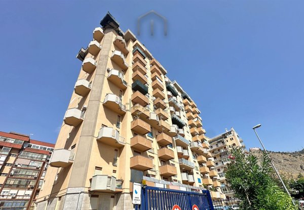appartamento in vendita a Palermo in zona Montepellegrino