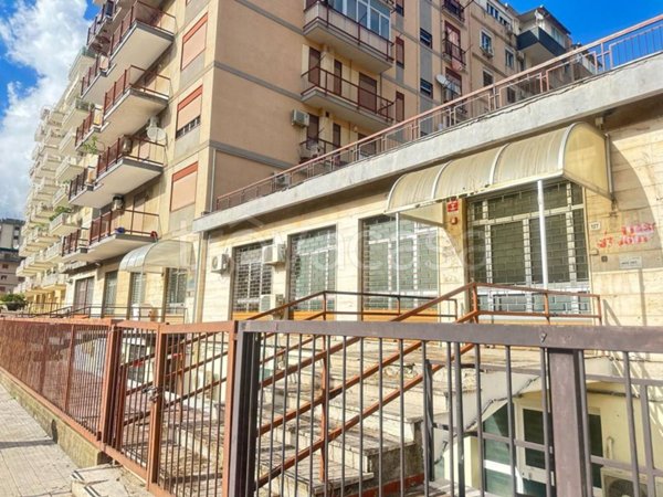 ufficio in vendita a Palermo in zona Malaspina/Palagonia
