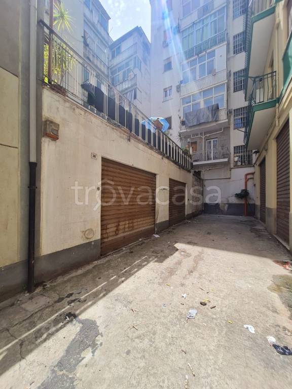 locale commerciale in vendita a Palermo in zona Noce