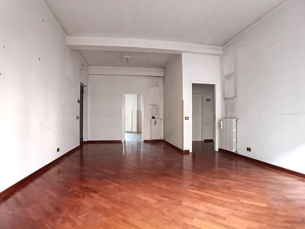 appartamento in vendita a Palermo in zona Politeama