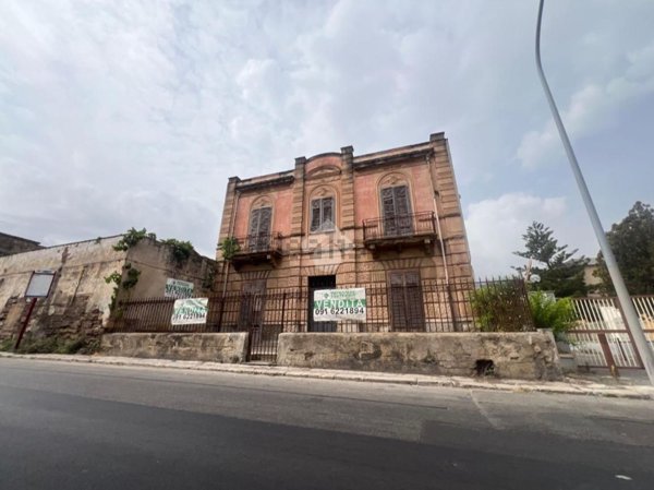 casa indipendente in vendita a Palermo in zona Croceverde