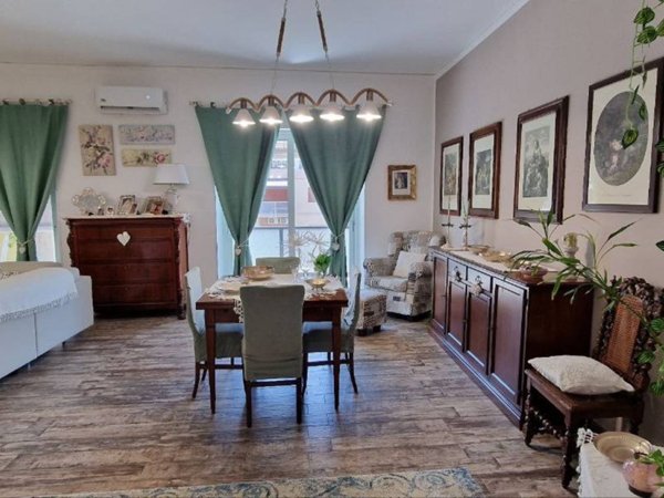 appartamento in vendita a Palermo in zona Malaspina/Palagonia
