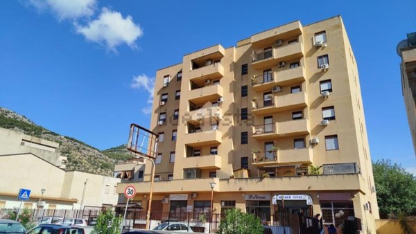 appartamento in vendita a Palermo in zona Pallavicino