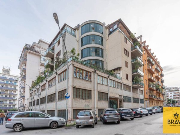ufficio in vendita a Palermo in zona Libertà