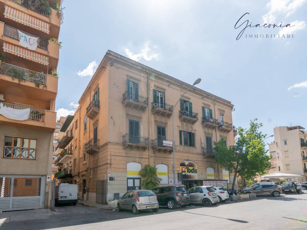 appartamento in vendita a Palermo in zona Calatafimi / Cuba