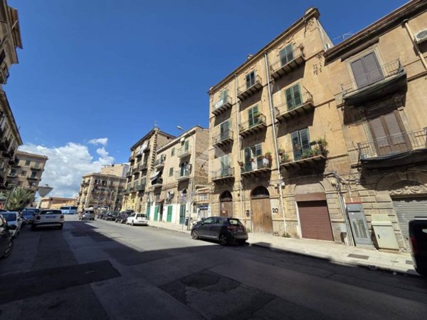 appartamento in vendita a Palermo in zona Centro storico