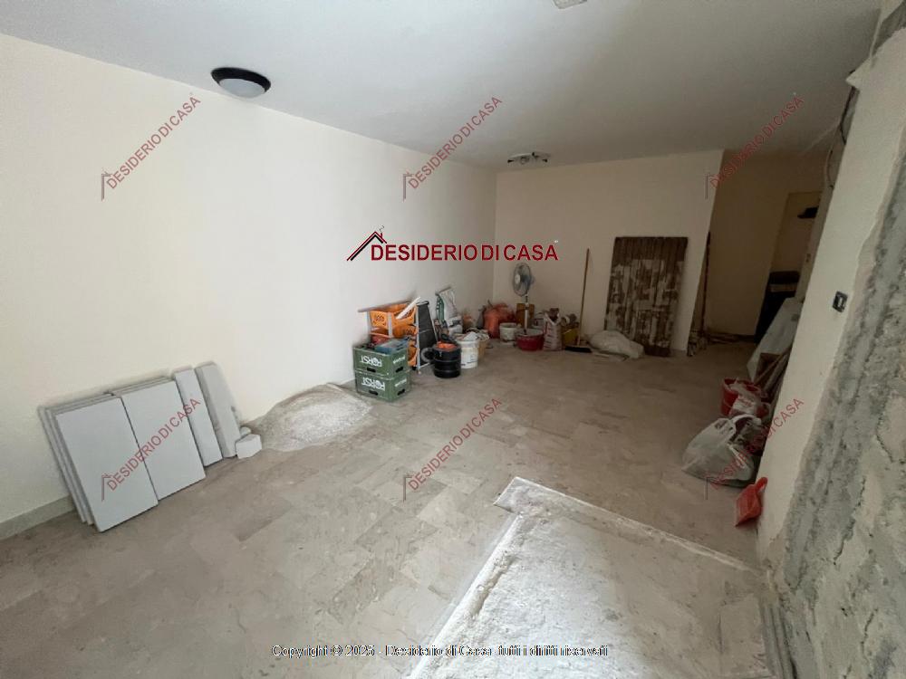 appartamento in vendita a Palermo in zona Zisa