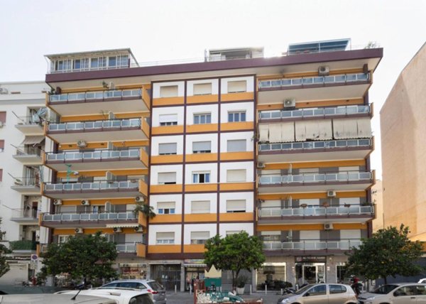 appartamento in vendita a Palermo in zona Zisa