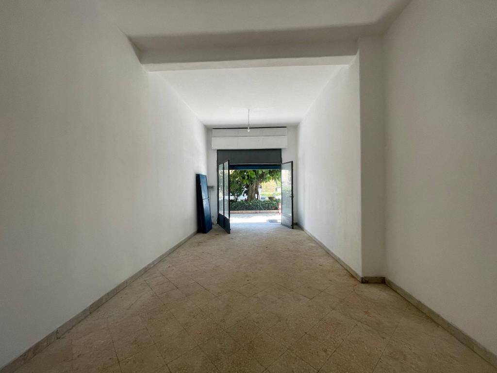negozio in vendita a Palermo