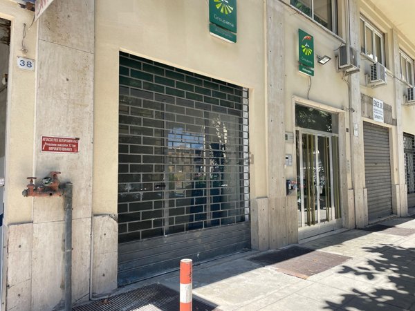 locale commerciale in vendita a Palermo