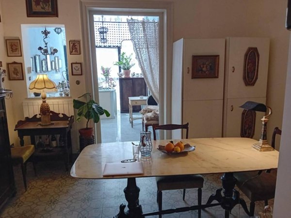 appartamento in vendita a Palermo in zona Zisa