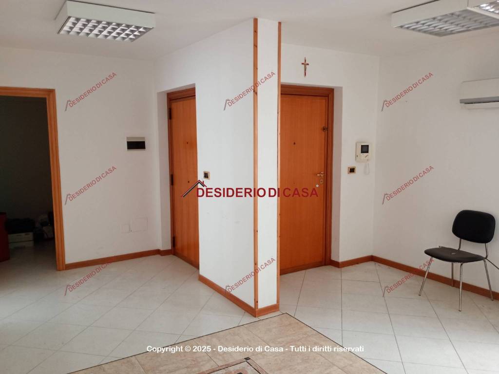 ufficio in vendita a Palermo in zona Montepellegrino