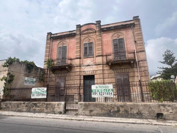 casa indipendente in vendita a Palermo in zona Croceverde