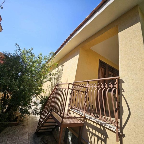 casa indipendente in vendita a Palermo in zona Sferracavallo