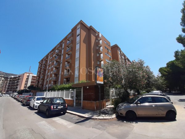 appartamento in vendita a Palermo in zona Resuttana