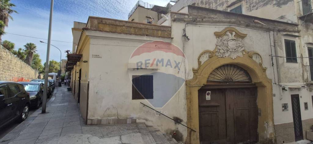trivano in vendita a Palermo