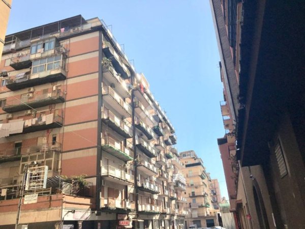 appartamento in vendita a Palermo in zona Montegrappa / Santa Rosalia