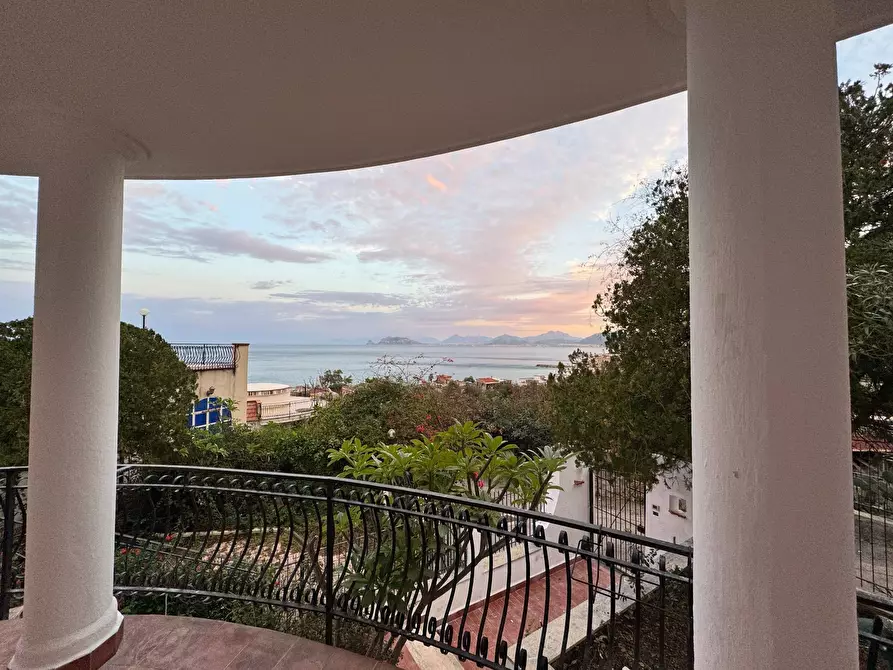 casa indipendente in vendita a Palermo in zona Mondello