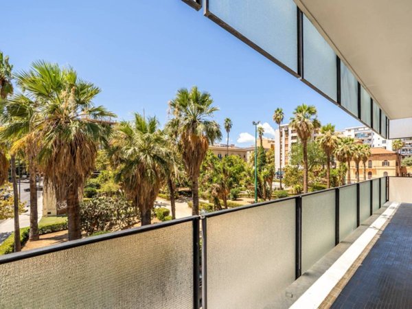 appartamento in vendita a Palermo in zona Libertà