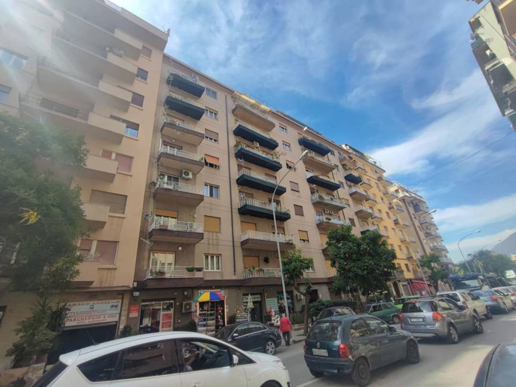 appartamento in vendita a Palermo in zona Montepellegrino