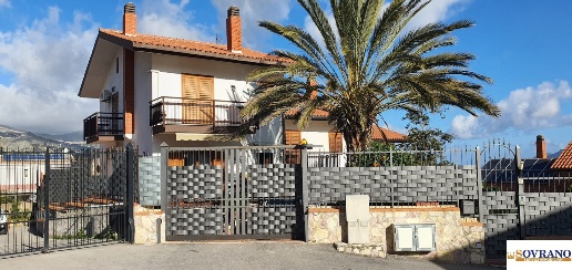 casa indipendente in vendita a Palermo in zona Baida