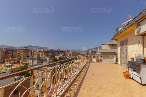 appartamento in vendita a Palermo in zona Montegrappa / Santa Rosalia