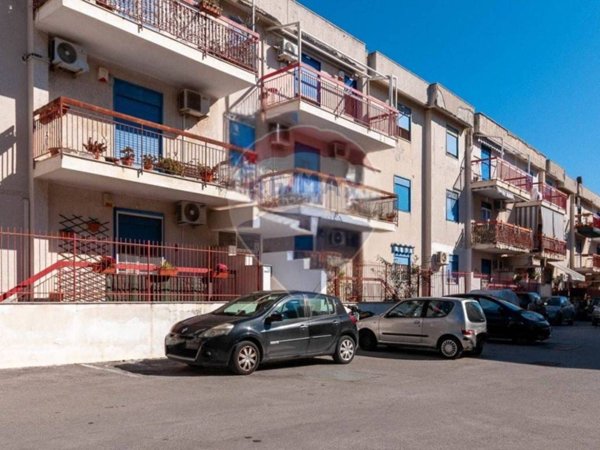 appartamento in vendita a Palermo in zona Oreto