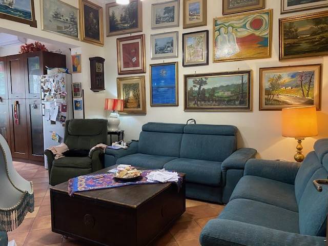 appartamento in vendita a Palermo in zona Zisa