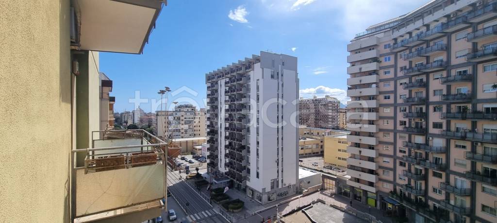 appartamento in vendita a Palermo in zona Libertà