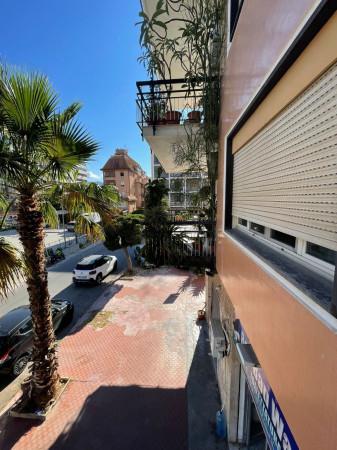 appartamento in vendita a Palermo in zona Malaspina/Palagonia