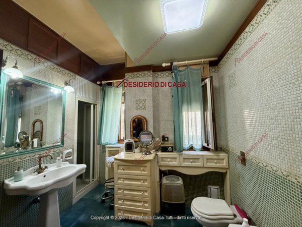 appartamento in vendita a Palermo in zona Borgo Nuovo