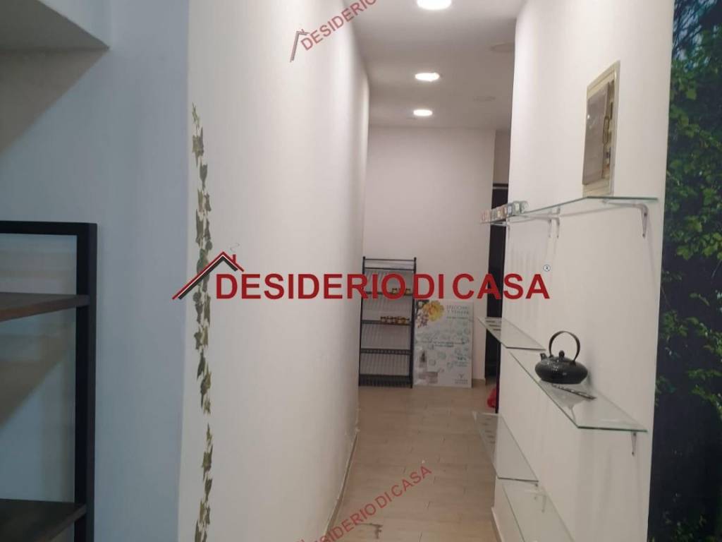 negozio in vendita a Palermo in zona Centro storico
