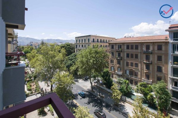 appartamento in vendita a Palermo in zona Libertà