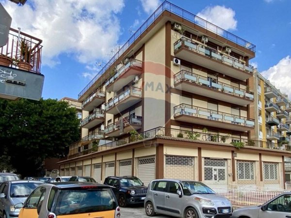 negozio in vendita a Palermo in zona Uditore