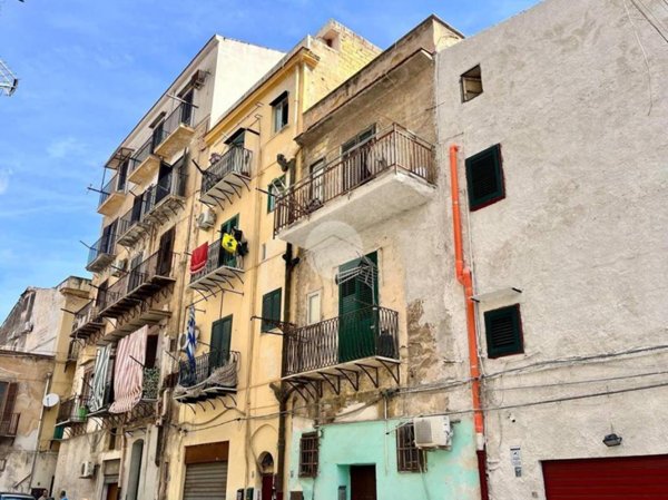 appartamento in vendita a Palermo in zona Centro storico
