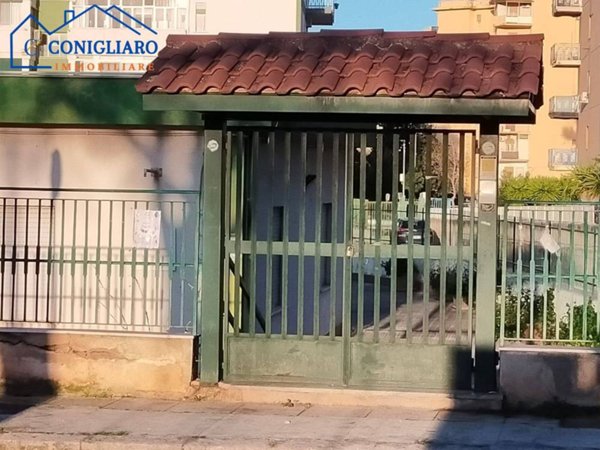 negozio in vendita a Palermo in zona Oreto