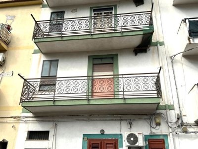 quadrivano in vendita a Palermo in zona Oreto