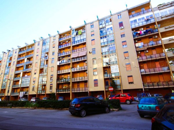 appartamento in vendita a Palermo in zona Roccella