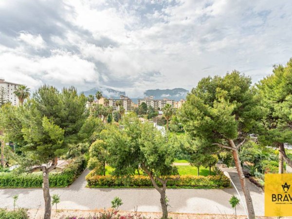 appartamento in vendita a Palermo in zona Oreto