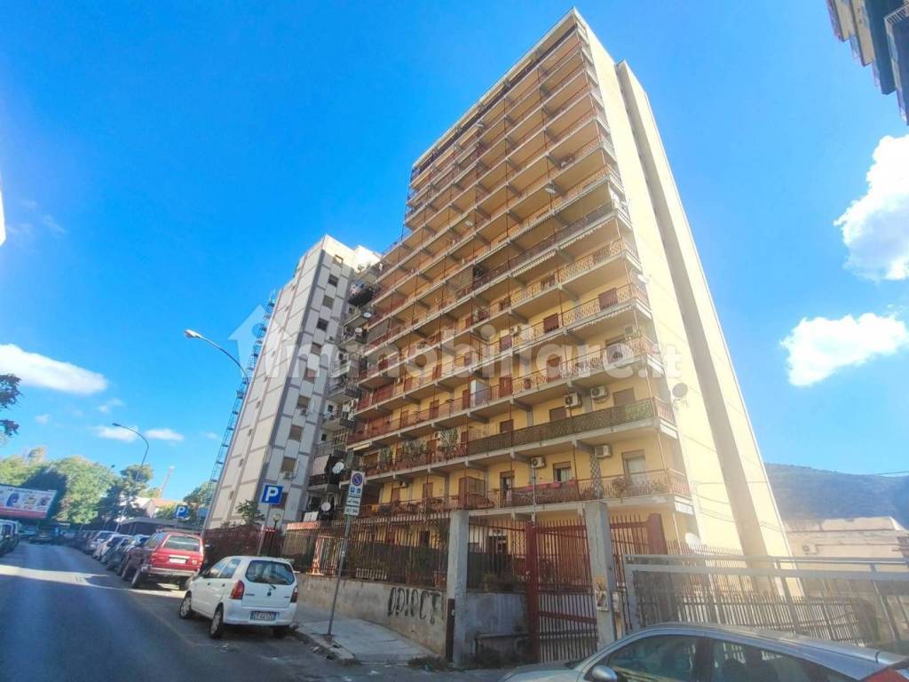 appartamento in vendita a Palermo in zona San Lorenzo